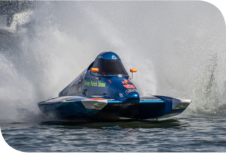 race powerboat